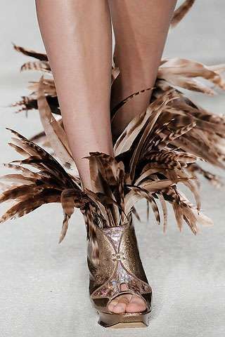 Amazing-feather-shoes-designs-for-women-27